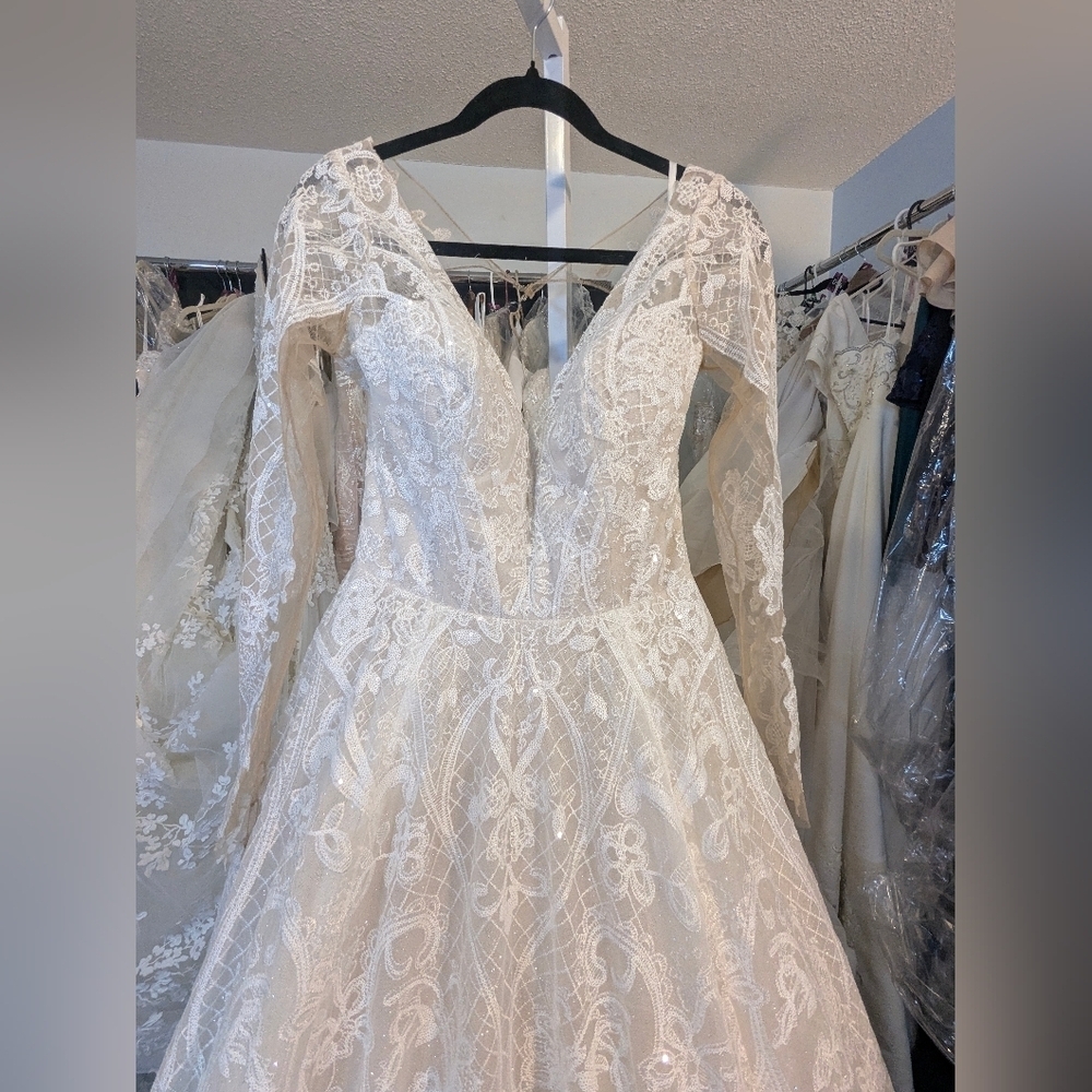 NWOT Hayley Paige Dalton - Size 10 - Picture 4 of 10